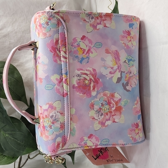 BETSEY JOHNSON LUV BETSEY CROSSBODY - Picture 6 of 9